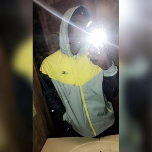 Meet your Posher, Táyyé